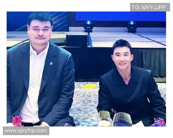 姚明张嘴表情引发热议网友纷纷猜测背后故事与情感反应