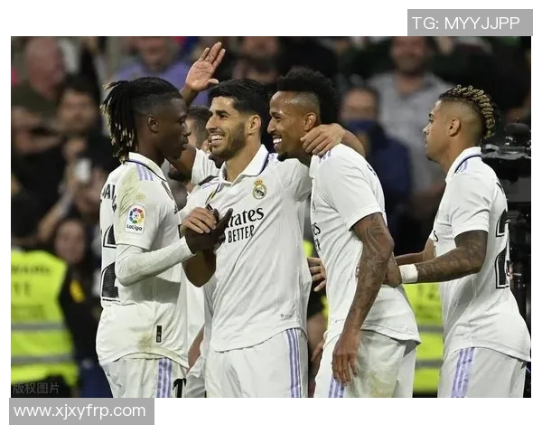 西甲焦点战平局解析尤文图斯与皇马的乌龙球瞬间引发战术思考