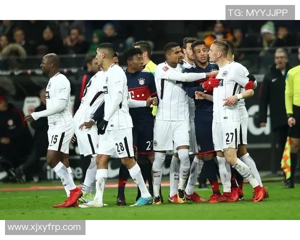 德甲激战：多特蒙德逆转阿森纳乌龙球成比赛转折点解析