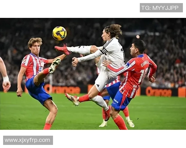 西甲激战皇马与曼城平分秋色点球大战成焦点引爆全场 西甲激战皇马与曼城平分秋色点球大战成焦点引爆全场