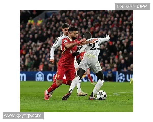 中超精彩对决：利物浦逆转切尔西绝杀瞬间引发全场狂欢战术分析